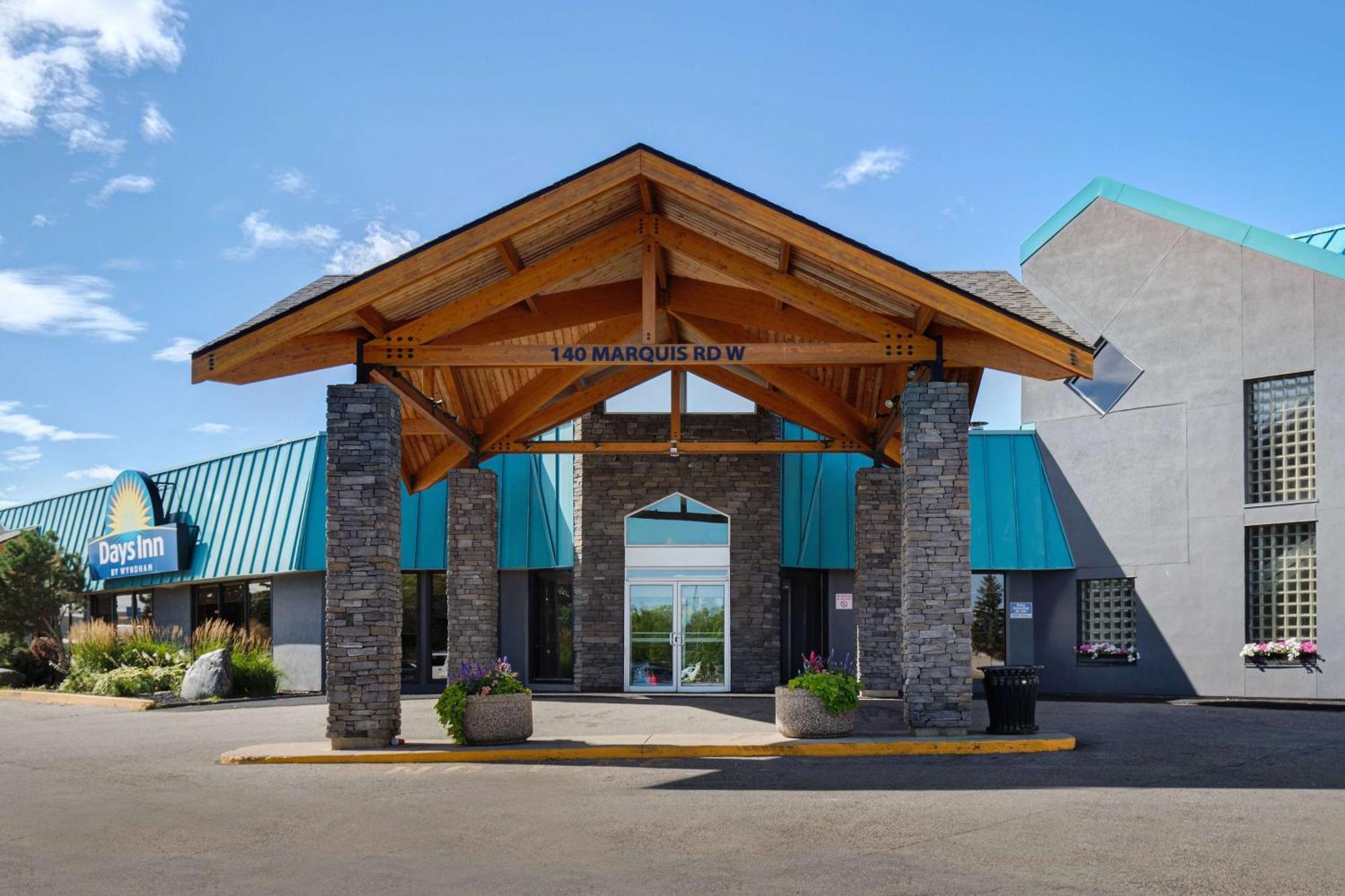 Days Inn & Conference Centre By Wyndham Prince Albert Exterior foto